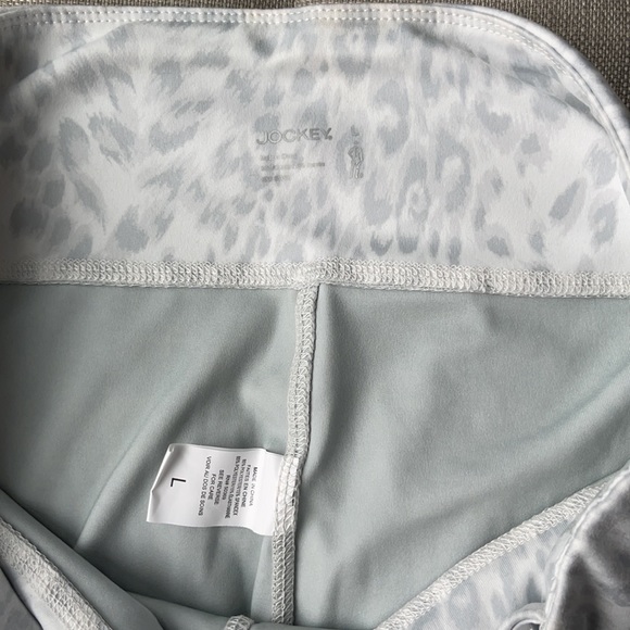 Jockey Stretch Jersey White Cheetah Leggings - Picture 4 of 4